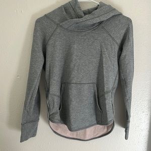 Lululemon grey pullover